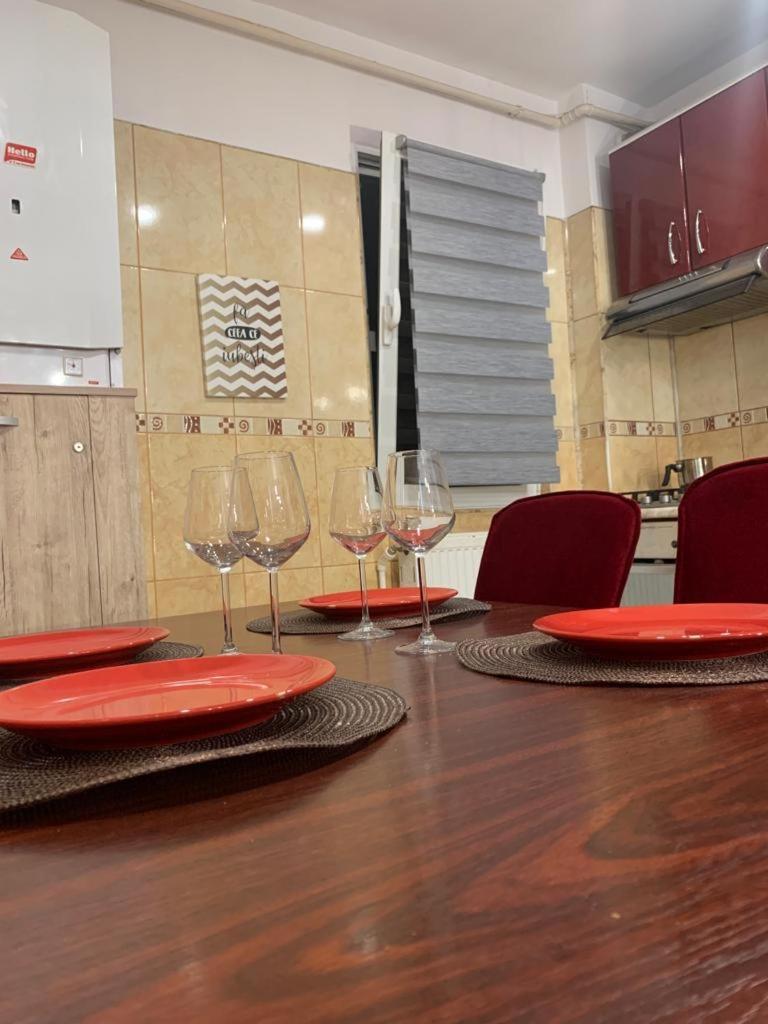 Apartament B Orizont Bacău Екстериор снимка