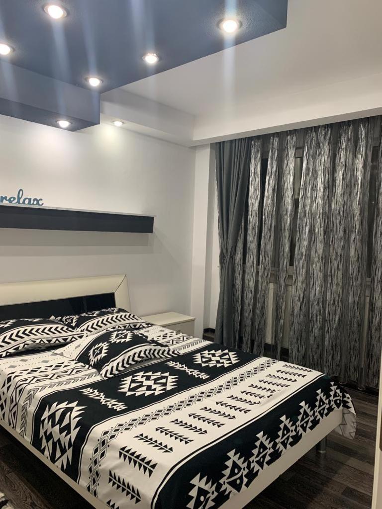 Apartament B Orizont Bacău Екстериор снимка
